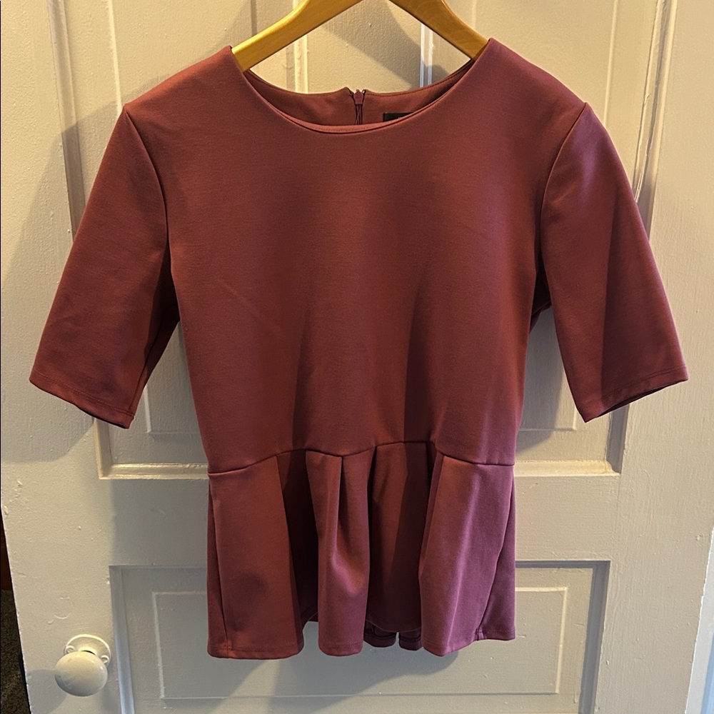 🔥Simply Vera Vera Wang Mauve Peplum Blouse🔥